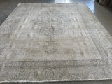 Vintage Look Traditional Style Area Rug