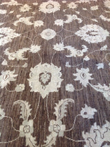 Brown Traditional Style Wool Area Rug