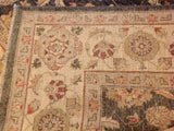 Traditional Pakistani Rug with Interlocking Floral Design